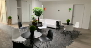 Général: - Cabinet, centre, clinique, hôpital, Bulle, la Tour de Trême, Riaz, le Pasquier, Vaulruz, Vuadens, Gruyère, Fribourg, Suisse, Romand, Romandie,  FSO, SVO, Swiss osteo, label, qualité, remboursement, assurance, RNE, ASCA,  - Écoute, empathie, sympathie, sympatique, simpatique, cool, gentil, généreux, heureux, joie, santé, ambiance, équipe, super, amical, compétant, compétence, professionnel,   Florian: - Florian Walzinger,  - enseignant, chargé de cours, prof, professeur, HES, HEdS, haute école de santé, fribourg, viscéral, digestion, digestif, école suisse d’ostéopathie - Basket, basketball, Elfic, Olympic, équipe suisse de basket, - Béjart ballet, danseur,  - Sortir, sport, haut niveau, compétition, national, équipe, - Sommato émotionnel, sommato-émotionnel, -     Osteo: - Osteo, Osthéna, Osteopathe, Ostéopathie, osteopate, osteopatie, chiropraxies, thérapie,  - lumbago, lombalgie, sciatique,  - gynécologie, gyneco, urinaire, cystite, cistite, rein, ovaire, kyste, kiste, règle douloureuse, saignement, dyspareunie, polykystique, polikistique, périnée, plancher pelvien, - ORL, sinusite, ronflement, otite, angine, - Perte de voix - Colique, crampes au ventre, gastrite, brûlure d’estomac, hernie hyatale, chrone, dysbiose, CIBO, rectocolite, constipation, diarrhée, hémorroïdes, ptôse, varices, lourdeurs,  - dent, dentaire, orthodontie, appareil dentaire, dentiste,  - manipulation, viscérale, faciale, fasciale, structurel,structurelle, crâne, crane, crânien, mrp, motilité, mobilité, mobilisation, mobiliser, fonctionnel, fonctionnelle, fonctionnement, dysfonction,  - structure, fonction, auto guérison, holistique,  - Confiance, confidence, secret médical, - os, articulation, crac, craque, craquer,  - Douleur, mal, electrique, brûlure, coup de couteau,  - Migraine, céphalées, maux de tête,  - Cervicalgies, cervicale, dos, dorsalgie, limbe, lombaire, lombalgie, lombago, lumbago, sacrum, sacralise, coccyx,  - Hernie,  - Psoas, psoïte, trapèze, trapezalgie,   Acuponcture:  Massage:  Naturopathe:  Nutritionniste:  